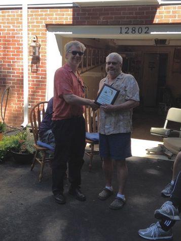 Tim N3QE presenting Lar K7SV the club award for 2015 Florida QSO party